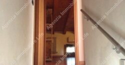 Appartamento su due piani in vendita a Povegliano