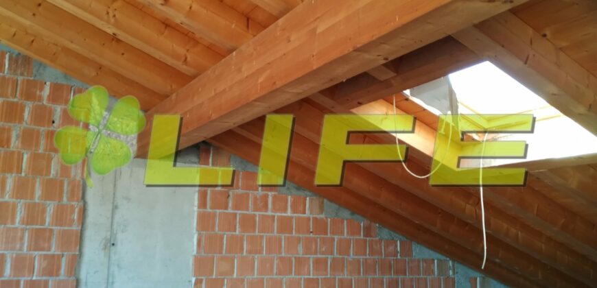 Villetta bifamiliare al grezzo in vendita ad Altivole