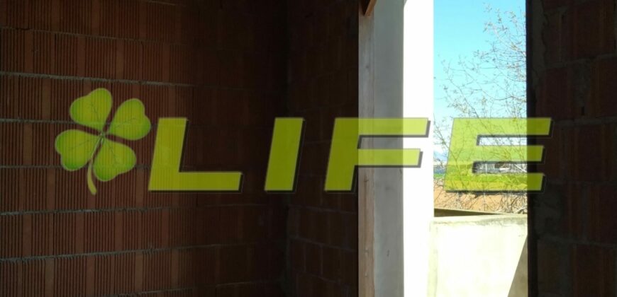 Villetta bifamiliare al grezzo in vendita ad Altivole