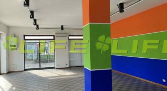 Locale commerciale in vendita a Montebelluna