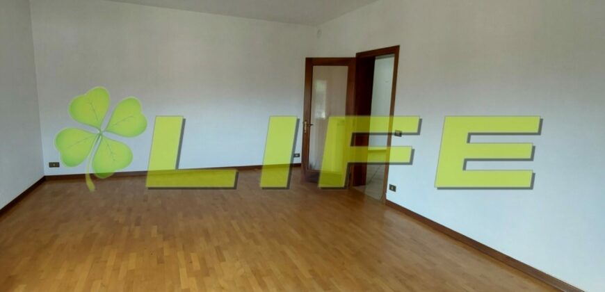 Fantastico appartamento 3 camere con giardino!