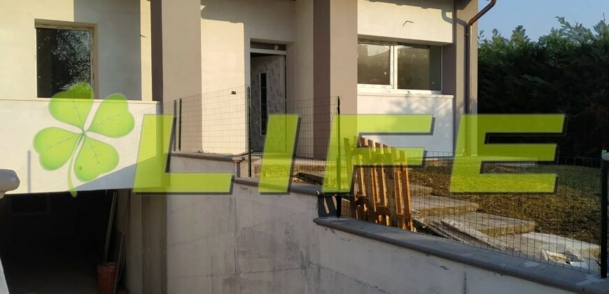 Villetta a schiera in vendita a Caerano di San Marco