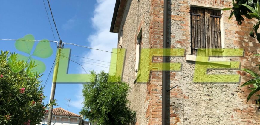 Rustico in vendita a Crocetta del Montello