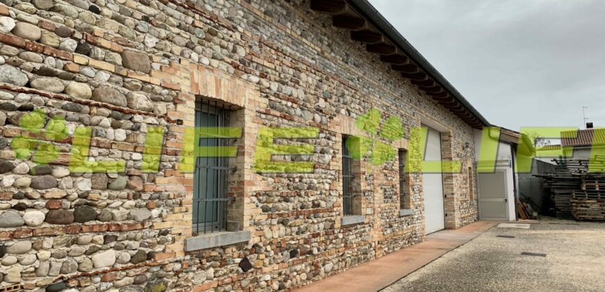 Capannone in vendita – Crocetta del Montello (TV)