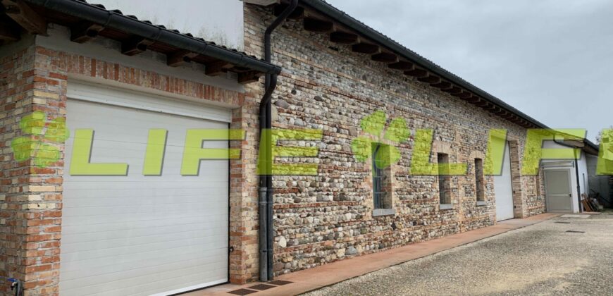 Capannone in vendita – Crocetta del Montello (TV)