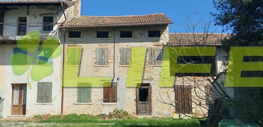 Casale in vendita a Cavaso del Tomba
