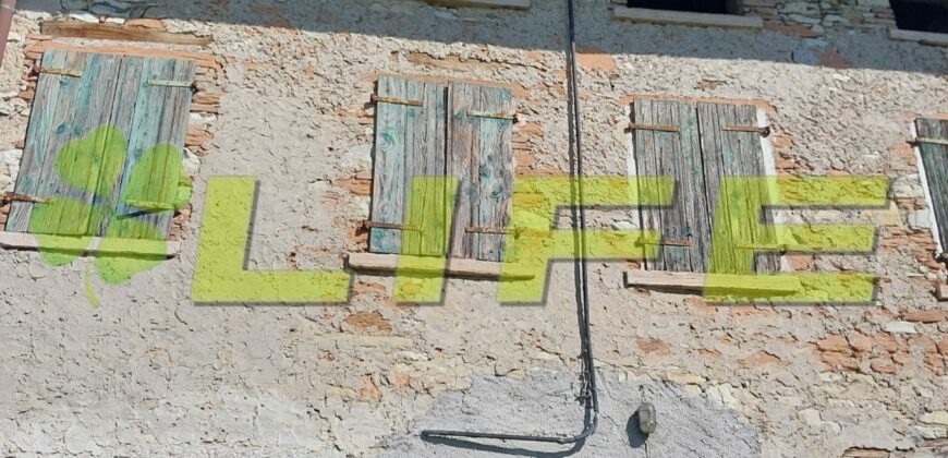 Casale con vigneto in vendita a Cavaso del Tomba
